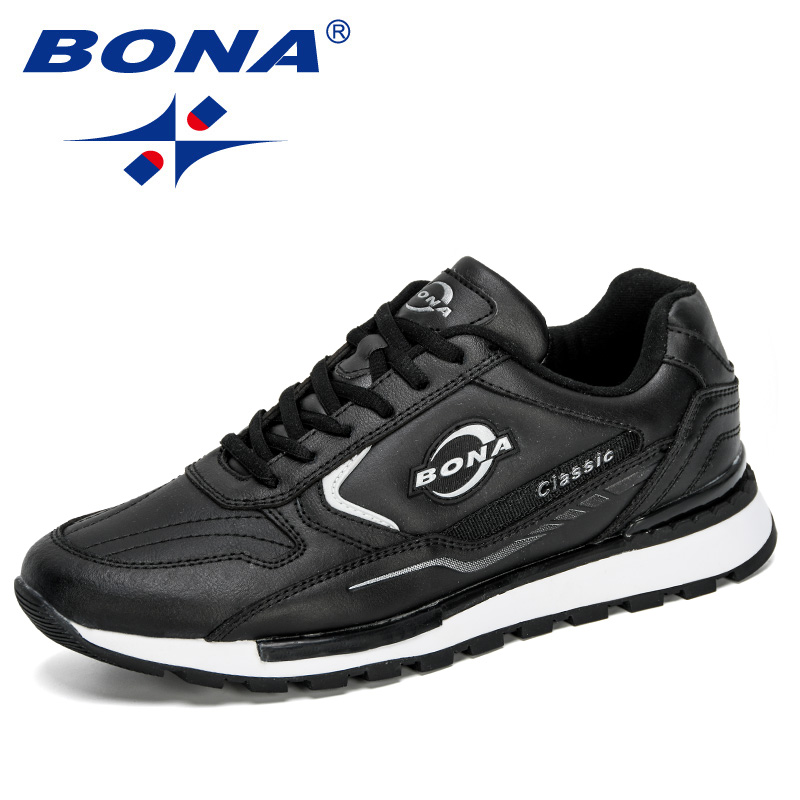 BONA 2023 New Designers  Man A - Outdoor Sport Court recensie en prijs