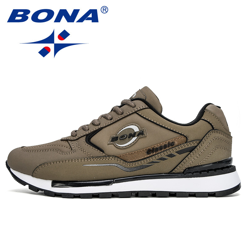 BONA 2023 New Designers  Man A - Outdoor Sport Court recensie en prijs